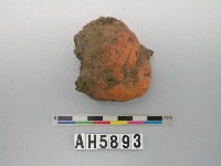 藏品(紅色陶土塊)的圖片